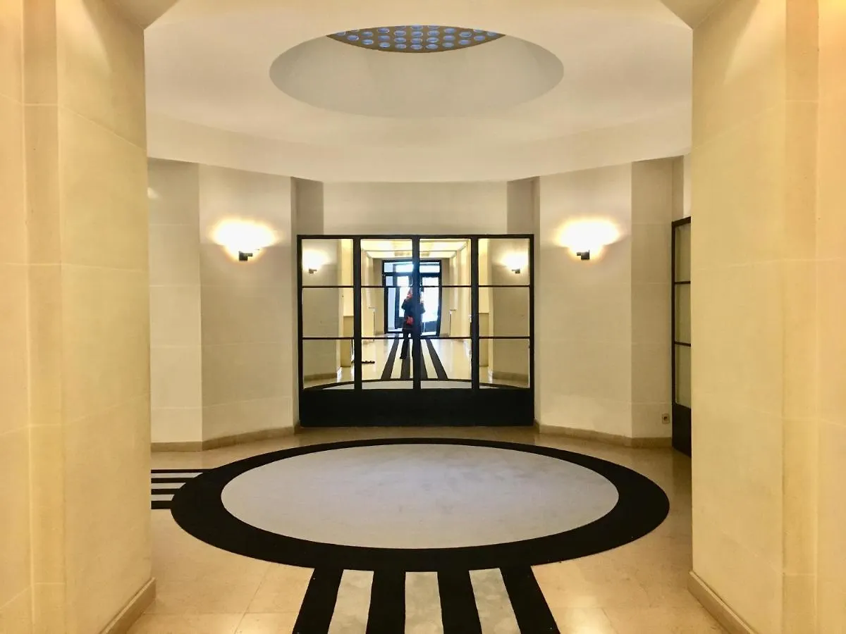 Apartment Suite Sartre : Au Coeur De La Rive Gauche, Neuf, Design, 2/4 Personnes Paris