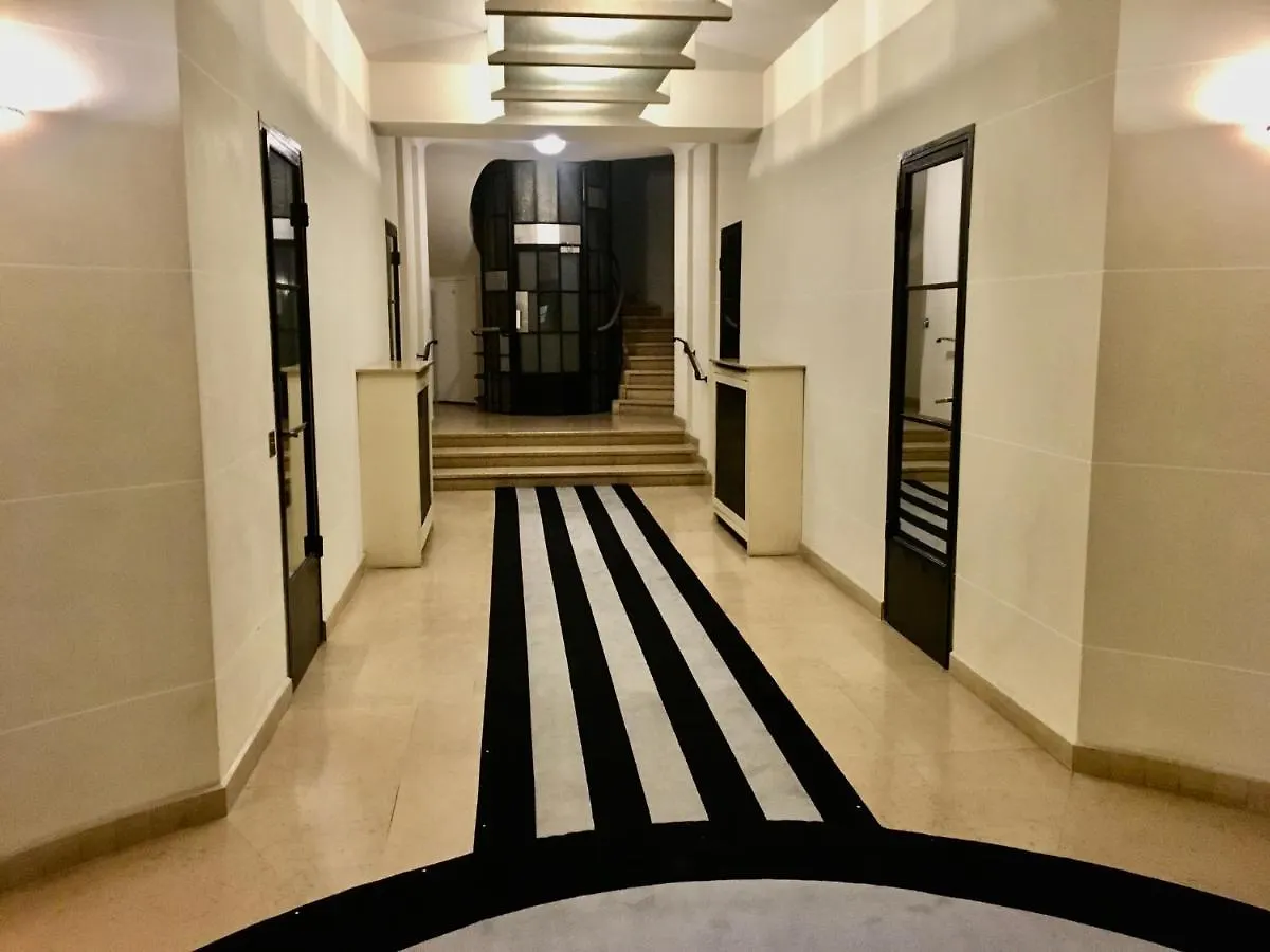 Apartment Suite Sartre : Au Coeur De La Rive Gauche, Neuf, Design, 2/4 Personnes Paris